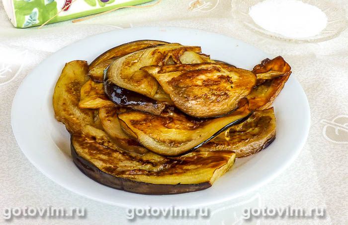 Фотографии рецепта Запеканка из баклажанов с мясным фаршем и помидорами, 02 Запеканка из баклажанов с мясным фаршем и помидорами, Шаг 02