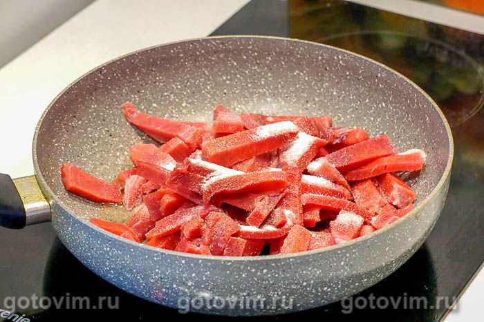 Фотографии рецепта Картофельная запеканка с мясом и квашеной капустой, 01 Картофельная запеканка с мясом и квашеной капустой, Шаг 01