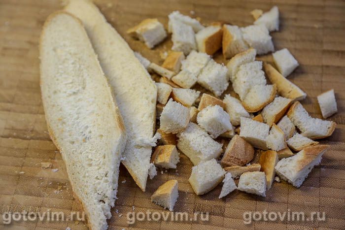 Фотографии рецепта Хлебная запеканка с клубникой и творожным сыром, 01 Хлебная запеканка с клубникой и творожным сыром, Шаг 01