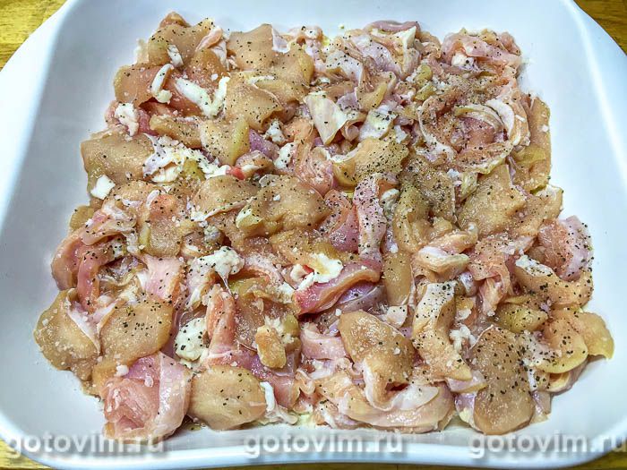 Фотографии рецепта Картофельная запеканка с мясом кролика под сырной корочкой, 03 Картофельная запеканка с мясом кролика под сырной корочкой, Шаг 03