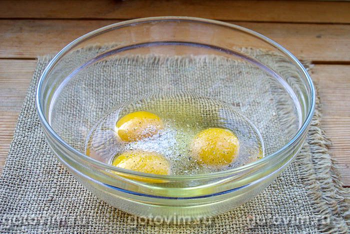 Фотографии рецепта Творожная запеканка с сыром, сосисками и оливками, 01 Творожная запеканка с сыром, сосисками и оливками, Шаг 01