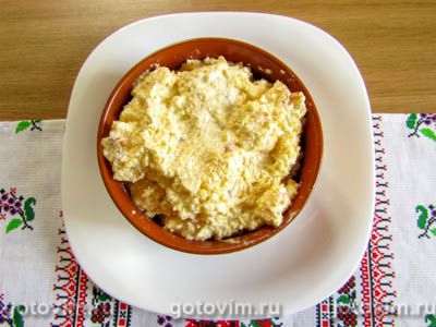 Фотографии рецепта Творожно-кукурузная запеканка с курагой и сыром, 05 Творожно-кукурузная запеканка с курагой и сыром, Шаг 05