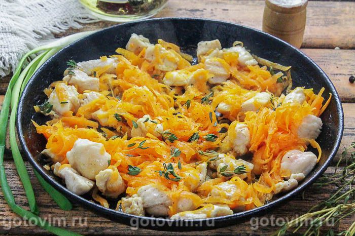 Фотографии рецепта Запеканка с курицей, тыквой и творогом, 02 Запеканка с курицей, тыквой и творогом, Шаг 02