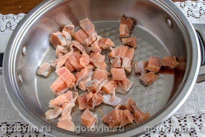 Фотографии рецепта Запеканка из горбуши с шампиньонами, 01 Запеканка из горбуши с шампиньонами, Шаг 01