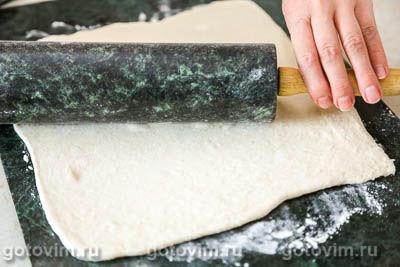 Фотографии рецепта Булочки-завитушки с беконом и сыром бри, 01 Булочки-завитушки с беконом и сыром бри, Шаг 01