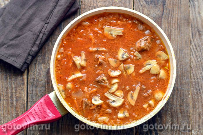 Фотографии рецепта Жаркое из говядины с картошкой и грибами, 04 Жаркое из говядины с картошкой и грибами, Шаг 04