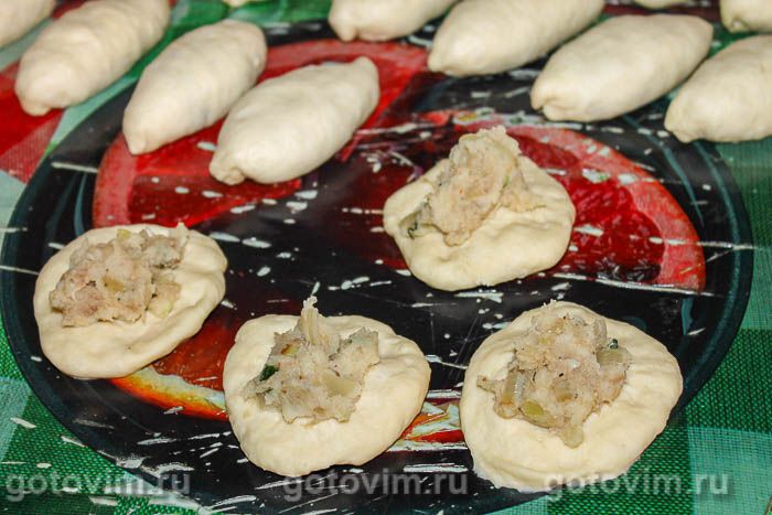 Фотографии рецепта Пирожки с картошкой и мясом жаренные во фритюре, 07 Пирожки с картошкой и мясом жаренные во фритюре, Шаг 07