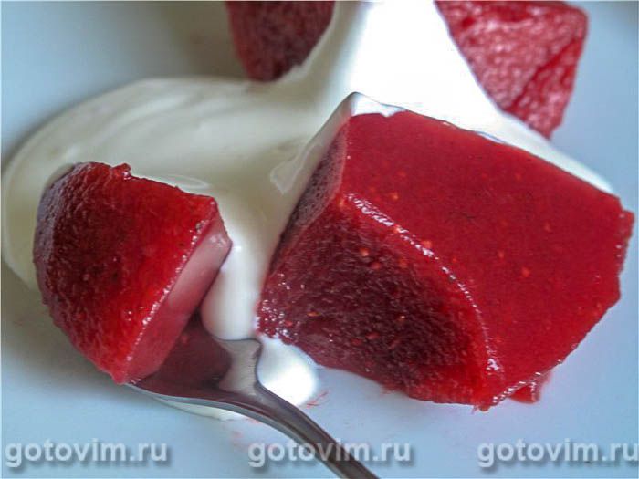 Фотографии рецепта Желе из клубники и мяты, 03 Желе из клубники и мяты, Шаг 03