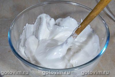 Безе с заварным кремом и смородиной Безе с заварным кремом и смородиной