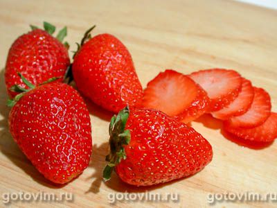 Безе с клубникой Безе с клубникой