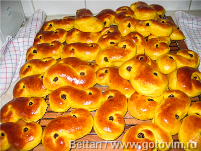 Булочки с шафраном (lussekatter)