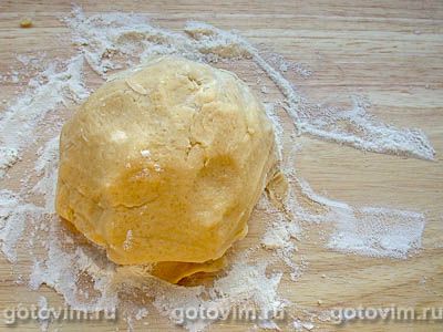 Открытый песочный пирог с черникой Открытый песочный пирог с черникой