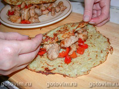 Картофельные блины с мясной начинкой