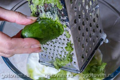 Фрикадельки с огуречным соусом Фрикадельки с огуречным соусом