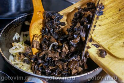 Гороховый суп с грибами Гороховый суп с грибами