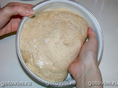 Хлеб с сыром и грецкими орехами