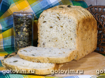 Хлеб с тыквенными семечками (рецепт для хлебопечки)