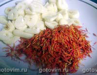 Куриные желудочки с тушеной капустой и шафраном Куриные желудочки с тушеной капустой и шафраном