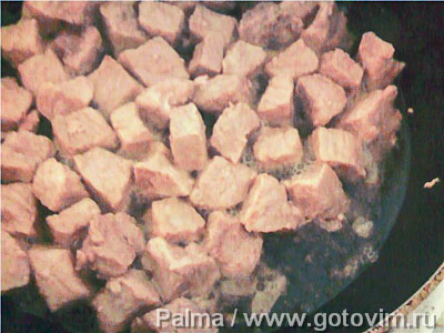 Мясо с картофелем (в горшочках)