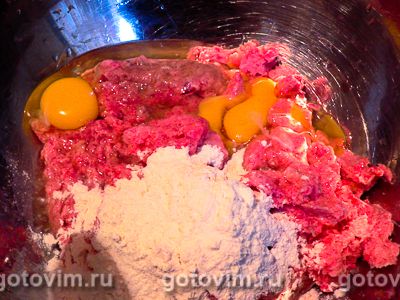 Куриные оладьи с жареным луком Куриные оладьи с жареным луком