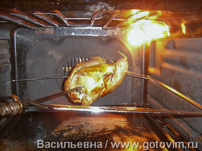 Курица, запечённая с сыром на вертеле Курица, запечённая с сыром на вертеле