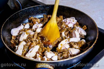 Курица со сметаной и грибами Курица со сметаной и грибами