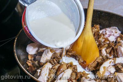 Курица со сметаной и грибами Курица со сметаной и грибами