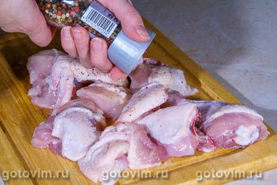 Курица с розмарином и черносливом Курица с розмарином и черносливом