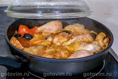 Курица с помидорами и маслинами Курица с помидорами и маслинами
