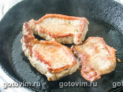 Мясо с омлетом