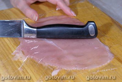 Конвертики из курицы с моцареллой и сладким перцем Конвертики из курицы с моцареллой и сладким перцем