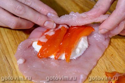 Конвертики из курицы с моцареллой и сладким перцем Конвертики из курицы с моцареллой и сладким перцем