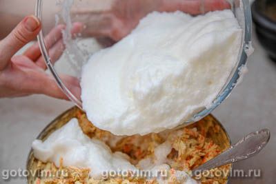 Морковный кекс с орехами