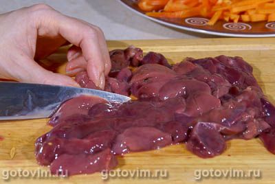 Печенка в винном соусе с коричневым сахаром Brown&White Печенка в винном соусе с коричневым сахаром Brown&White