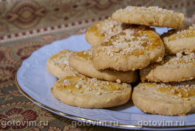 Песочное печенье с орехами