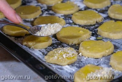 Песочное печенье с орехами Песочное печенье с орехами