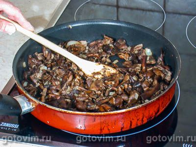 Жареные пирожки с грибами Жареные пирожки с грибами