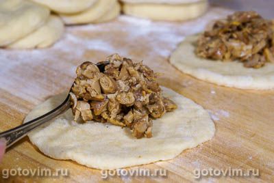 Пирожки с лисичками