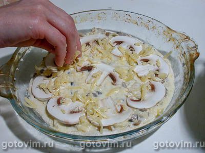 Пицца с грибами и сметанным кремом Пицца с грибами и сметанным кремом