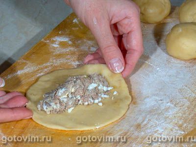 Расстегаи с мясом Расстегаи с мясом