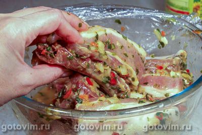 Ребрышки, запеченные с соусом чимичурри