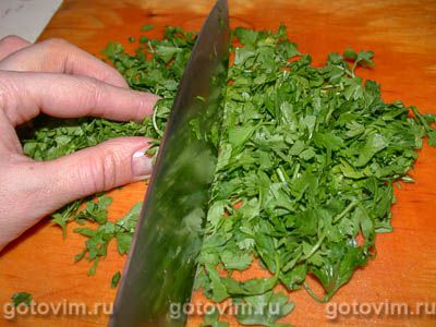 Свиные ребрышки в вине с томатным соусом Свиные ребрышки в вине с томатным соусом