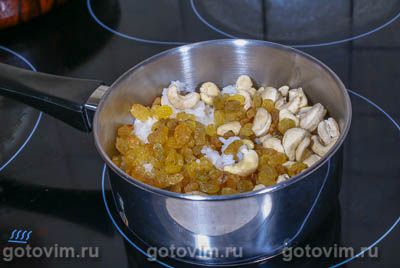 Рисовый десерт с кокосовым молоком и кешью