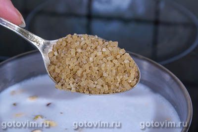 Рисовый десерт с кокосовым молоком и кешью Рисовый десерт с кокосовым молоком и кешью
