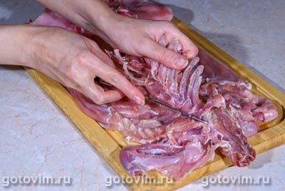 Рулет из кролика с грибами и печенью Рулет из кролика с грибами и печенью