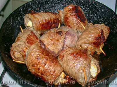 Колбаски из телятины с огурцом и яйцом Колбаски из телятины с огурцом и яйцом