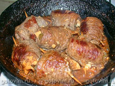 Колбаски из телятины с огурцом и яйцом Колбаски из телятины с огурцом и яйцом