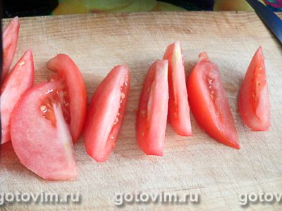 Салат из пангасиуса с картофелем и помидорами