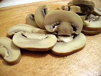 Салат из печенки с грибами