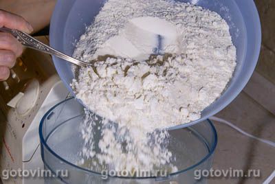 Шарлотка с грушами